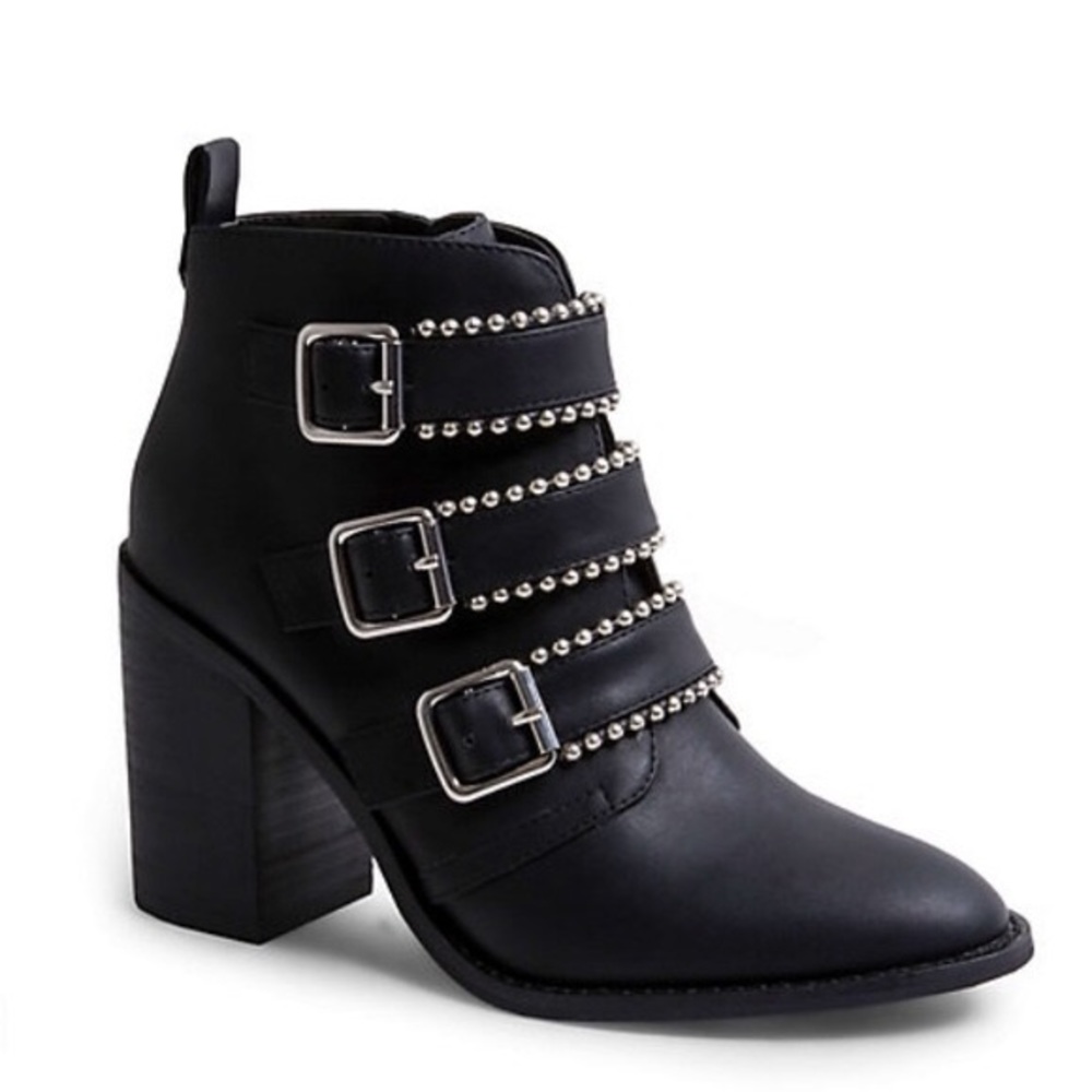 Steve Madden Booties